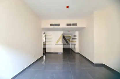 Apartment - 1 Bedroom - 1 Bathroom for rent in AlFalah - Muwaileh Commercial - Sharjah