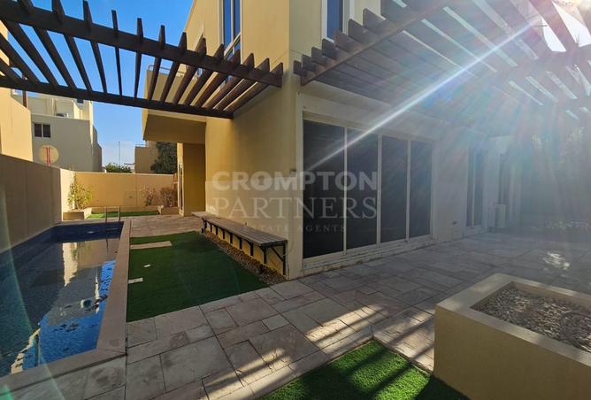 Rent In Al Mariah Community 4 Payments Private Pool Private Garden