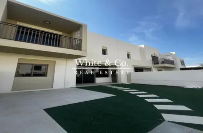 Townhouse - 3 Bedrooms - 4 Bathrooms for rent in Noor Townhouses - Town Square - Dubai