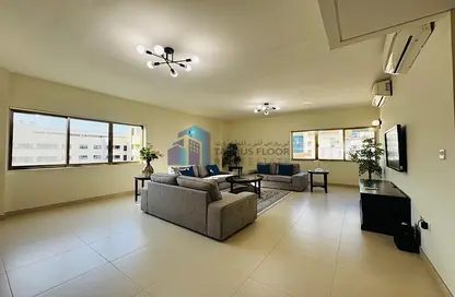 Apartment - 3 Bedrooms - 3 Bathrooms for rent in Al Rigga Building - Al Muraqqabat - Deira - Dubai