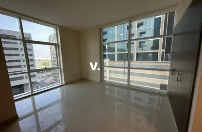 Apartment - 2 Bedrooms - 2 Bathrooms for rent in Duja Tower - Sheikh Zayed Road - Dubai