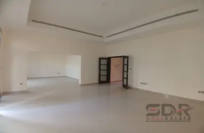 Villa - 5 Bedrooms - 7 Bathrooms for rent in Al Dhabi Residence complex - Khalifa Park - Eastern Road - Abu Dhabi