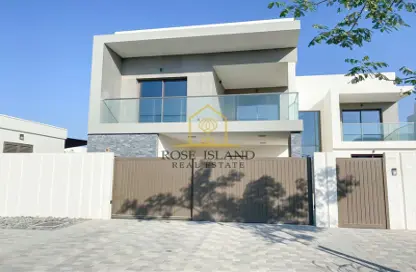 Villa - 4 Bedrooms - 5 Bathrooms for sale in Redwoods - Yas Acres - Yas Island - Abu Dhabi