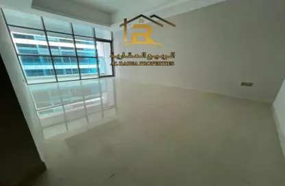 Apartment - 2 Bedrooms - 3 Bathrooms for rent in Gulfa Towers - Al Rashidiya 1 - Al Rashidiya - Ajman