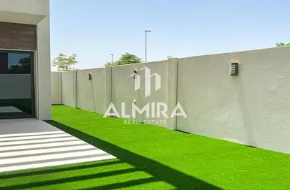 Villa - 4 Bedrooms - 5 Bathrooms for sale in West Yas - Yas Island - Abu Dhabi