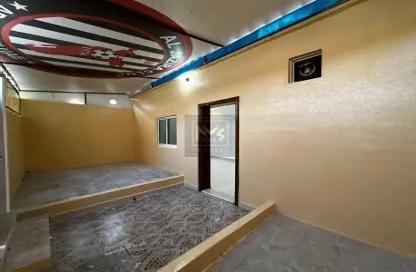 Apartment - 1 Bathroom for rent in Al Mushrif - Abu Dhabi