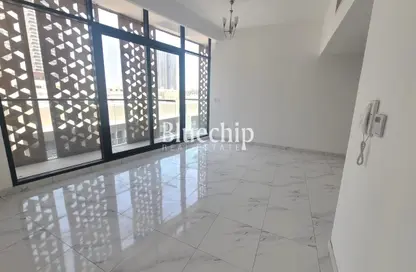 Apartment - 1 Bedroom - 2 Bathrooms for rent in Serenity Lakes 5 - Jumeirah Village Circle - Dubai