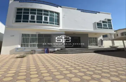 Villa - 5 Bedrooms - 5 Bathrooms for rent in Khaldiya - Al Ain