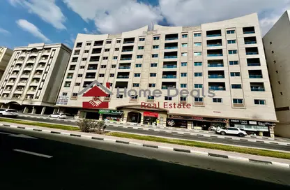 Apartment - 3 Bedrooms - 3 Bathrooms for rent in Muwailih Building - Muwaileh - Sharjah