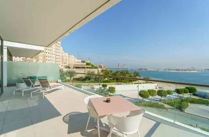 Apartment - 3 Bedrooms - 4 Bathrooms for sale in The 8 - The Crescent - Palm Jumeirah - Dubai