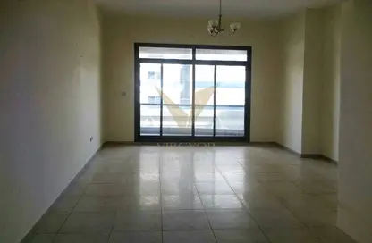 Apartment - 1 Bedroom - 2 Bathrooms for rent in Hamza Tower - Dubai Sports City - Dubai