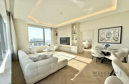 Apartment - 1 Bedroom - 2 Bathrooms for rent in The Palm Tower - Palm Jumeirah - Dubai