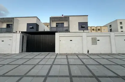 Villa - 5 Bedrooms - 7 Bathrooms for sale in Al Mowaihat 2 - Al Mowaihat - Ajman