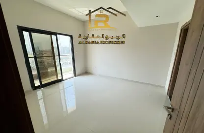 Apartment - 2 Bedrooms - 2 Bathrooms for rent in Gulfa Towers - Al Rashidiya 1 - Al Rashidiya - Ajman