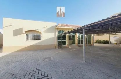 Villa - 4 Bedrooms - 4 Bathrooms for rent in Al Tarfa - Mughaidir - Sharjah