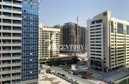 Apartment - 2 Bedrooms - 2 Bathrooms for sale in Zenith A1 Tower - Zenith Towers - Dubai Sports City - Dubai