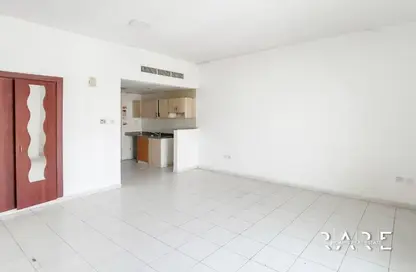 Apartment - 1 Bathroom for rent in L14 - Greece Cluster - International City - Dubai