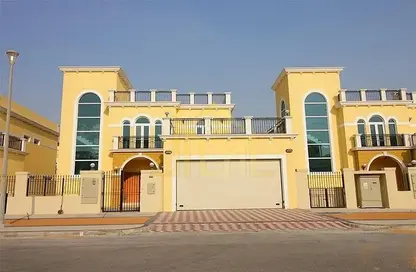 Villa - 4 Bedrooms - 5 Bathrooms for rent in Legacy Nova Villas - Jumeirah Park - Dubai