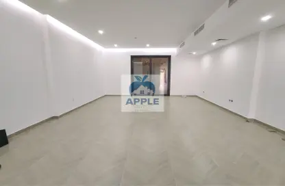 Villa - 2 Bedrooms - 4 Bathrooms for rent in Nasma Residence - Al Tai - Sharjah