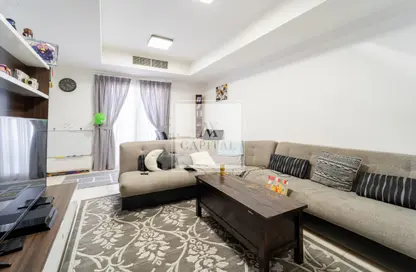 Villa - 2 Bedrooms - 3 Bathrooms for sale in Springs 8 - The Springs - Dubai