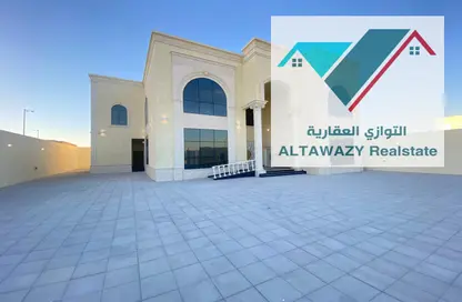 Villa - 6 Bedrooms for rent in Madinat Al Riyad - Abu Dhabi