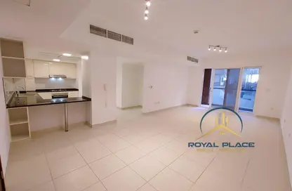 Apartment - 2 Bedrooms - 3 Bathrooms for rent in Oxford Building - Jumeirah Village Circle - Dubai