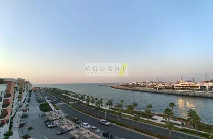 Apartment - 3 Bedrooms - 4 Bathrooms for sale in La Rive - Building 3 - La Mer - Jumeirah - Dubai