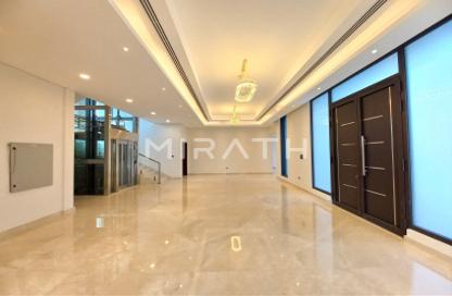 Villa - 5 Bedrooms - 7 Bathrooms for rent in Al Barsha South 2 - Al Barsha South - Al Barsha - Dubai