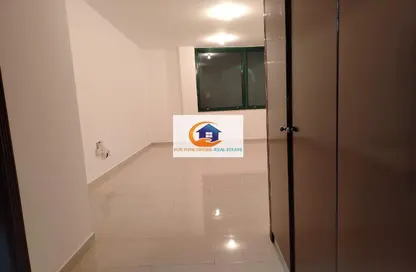 Apartment - 1 Bedroom - 2 Bathrooms for rent in Liwa Centre Towers - Hamdan Street - Abu Dhabi