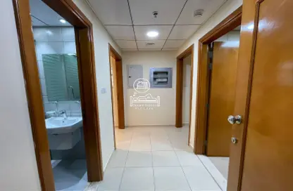 مجمعات للإيجار - استوديو - 2 حمامات للايجار في شابية - مصفح - أبوظبي
