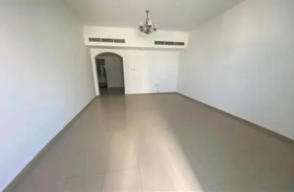 Apartment - 3 Bedrooms - 3 Bathrooms for rent in Ajman Corniche Road - Ajman