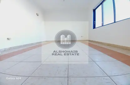 Apartment - 3 Bedrooms - 3 Bathrooms for rent in Al Wahda Street - Al Wahda - Abu Dhabi