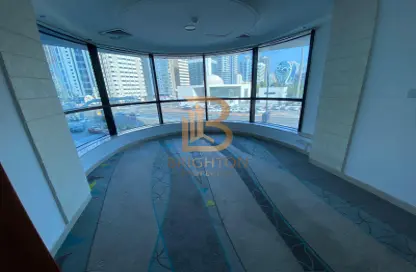 Office Space - Studio - 1 Bathroom for rent in Khalifa Street - Abu Dhabi