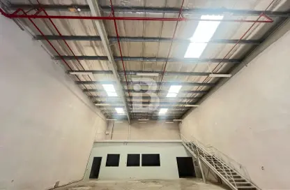 Warehouse - Studio for rent in Phase 2 - Dubai Investment Park (DIP) - Dubai