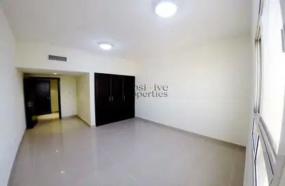 Apartment - 2 Bedrooms - 2 Bathrooms for rent in Al Quoz 2 - Al Quoz - Dubai