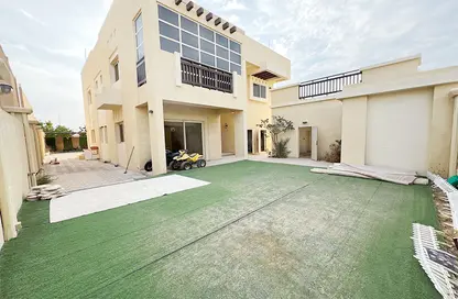 Villa - 4 Bedrooms - 5 Bathrooms for rent in Baniyas - Abu Dhabi