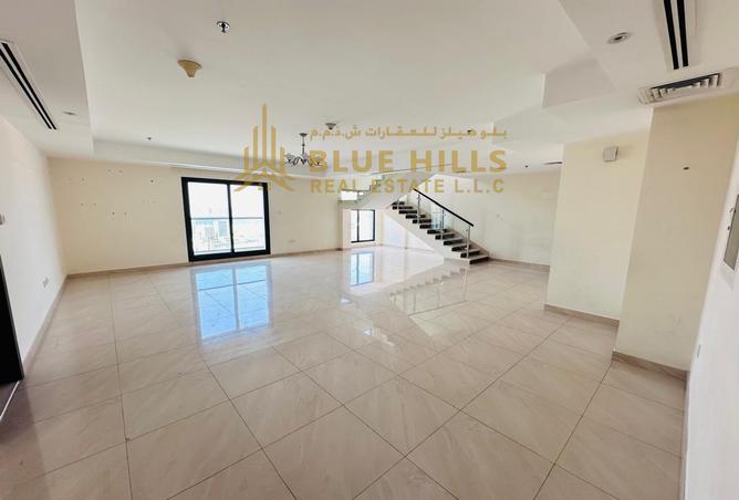 Penthouse - 2 Bedrooms - 3 Bathrooms for sale in Riah Towers - Culture Village - Dubai