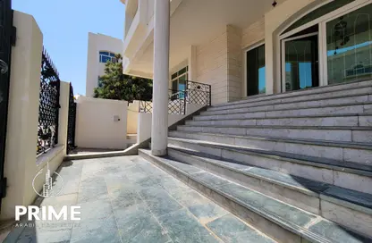 Villa - 6 Bedrooms for rent in Al Khalidiya - Abu Dhabi