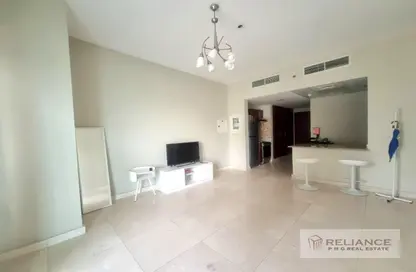 Apartment - Studio - 1 Bathroom for rent in Safeer Tower 1 - Safeer Towers - Business Bay - Dubai