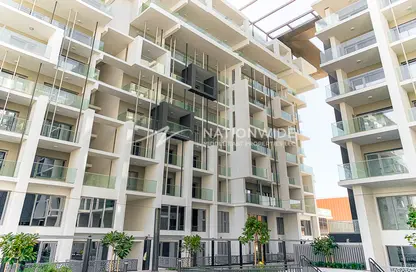 Duplex - 2 Bedrooms - 2 Bathrooms for sale in Oasis Residences - Masdar City - Abu Dhabi