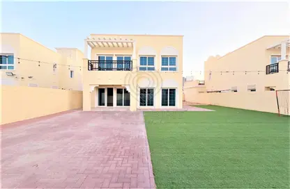 Villa - 2 Bedrooms - 4 Bathrooms for sale in District 16 - Jumeirah Village Circle - Dubai