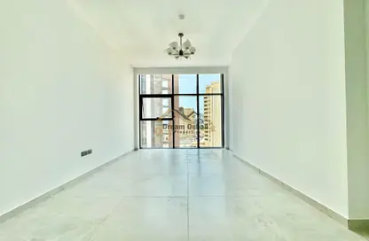 Apartment - 1 Bedroom - 2 Bathrooms for rent in Dome Tower - Al Jaddaf - Dubai