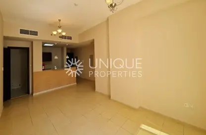 Apartment - 1 Bedroom - 2 Bathrooms for rent in Shams - Queue Point - Dubai Land - Dubai