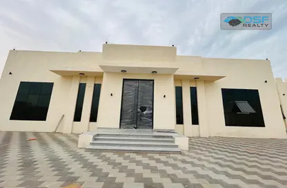 Villa - 5 Bedrooms - 6 Bathrooms for rent in Al Riffa - Ras Al Khaimah