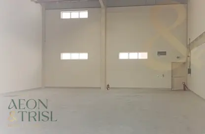 Warehouse - Studio for rent in Al Warsan 2 - Al Warsan - Dubai