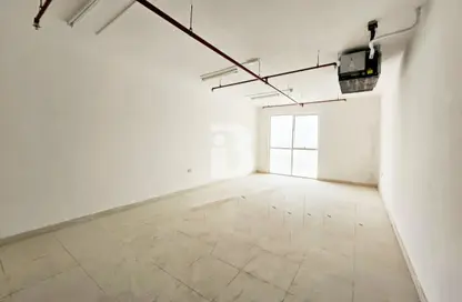 Office Space - Studio for rent in ICAD - Industrial City Of Abu Dhabi - Mussafah - Abu Dhabi