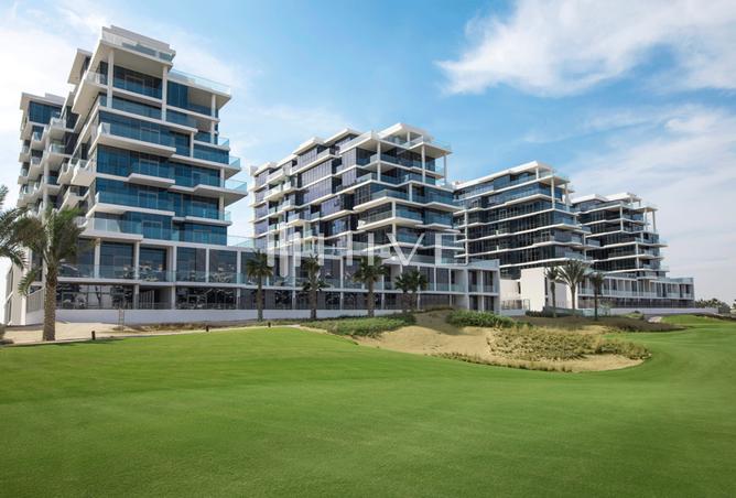 Apartment For Sale In Golf Promenade 2B: Spacious Low-rise Studio On ...