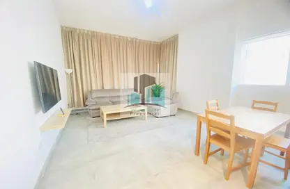 Apartment - 1 Bedroom - 1 Bathroom for rent in Tourist Club Area - Abu Dhabi