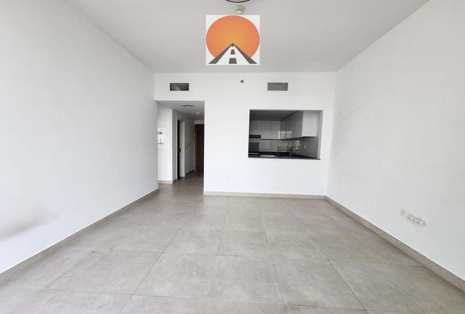 Apartment - 1 Bedroom - 2 Bathrooms for rent in Areej Apartments - Aljada - Sharjah