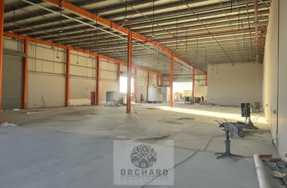 Warehouse - Studio - 2 Bathrooms for rent in Al Sajaa S - Al Sajaa - Sharjah